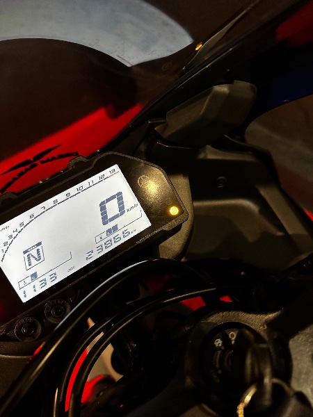 YAMAHA YZF-R3 /2022 EXCLUSIVO VEÍCULOS SANTA CRUZ DO SUL / Carros no Vale