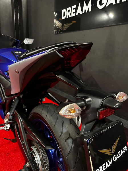 YAMAHA YZF-R3 /2022 EXCLUSIVO VEÍCULOS SANTA CRUZ DO SUL / Carros no Vale