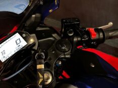 YAMAHA YZF-R3 /2022 EXCLUSIVO VEÍCULOS SANTA CRUZ DO SUL / Carros no Vale