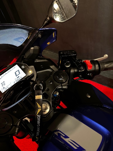 YAMAHA YZF-R3 /2022 EXCLUSIVO VEÍCULOS SANTA CRUZ DO SUL / Carros no Vale