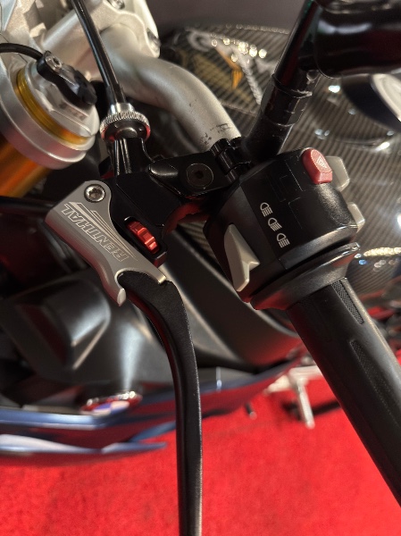 BMW MOTOS S 1000 R /2014 EXCLUSIVO VEÍCULOS SANTA CRUZ DO SUL / Carros no Vale BMW MOTOS S 1000 R /2014 EXCLUSIVO VEÍCULOS SANTA CRUZ DO SUL / Carros no Vale