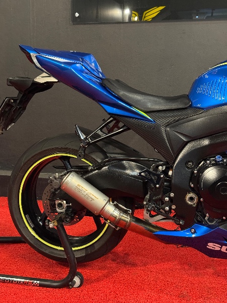SUZUKI MOTOS GSX R 1000 /2016 EXCLUSIVO VEÍCULOS SANTA CRUZ DO SUL / Carros no Vale SUZUKI MOTOS GSX R 1000 /2016 EXCLUSIVO VEÍCULOS SANTA CRUZ DO SUL / Carros no Vale