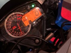 SUZUKI MOTOS GSX R 1000 /2016 EXCLUSIVO VEÍCULOS SANTA CRUZ DO SUL / Carros no Vale