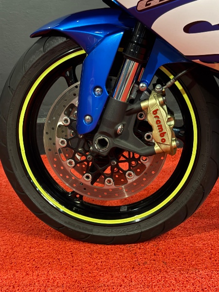 SUZUKI MOTOS GSX R 1000 /2016 EXCLUSIVO VEÍCULOS SANTA CRUZ DO SUL / Carros no Vale SUZUKI MOTOS GSX R 1000 /2016 EXCLUSIVO VEÍCULOS SANTA CRUZ DO SUL / Carros no Vale