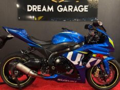 SUZUKI MOTOS GSX R 1000 /2016 EXCLUSIVO VEÍCULOS SANTA CRUZ DO SUL / Carros no Vale