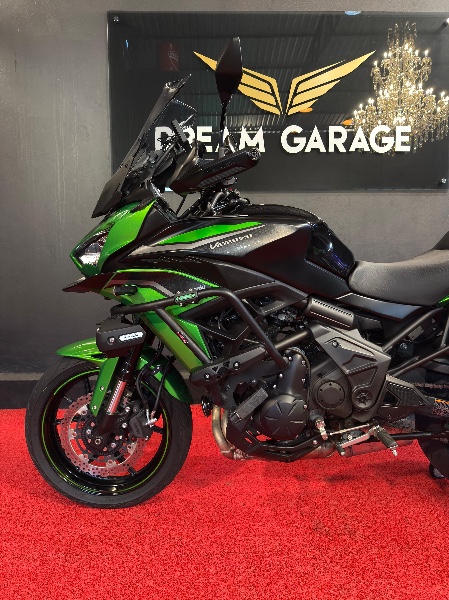 KAWASAKI VERSYS TOURER 650 /2023 EXCLUSIVO VEÍCULOS SANTA CRUZ DO SUL / Carros no Vale