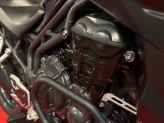 TRIUMPH TIGER 1200 EXPLORER /2014 EXCLUSIVO VEÍCULOS SANTA CRUZ DO SUL / Carros no Vale