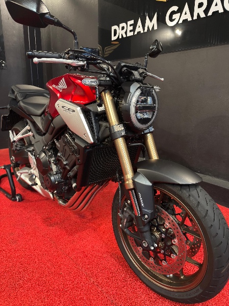 HONDA MOTOS CB 650 F /2021 EXCLUSIVO VEÍCULOS SANTA CRUZ DO SUL / Carros no Vale