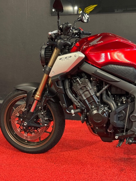 HONDA MOTOS CB 650 F /2021 EXCLUSIVO VEÍCULOS SANTA CRUZ DO SUL / Carros no Vale