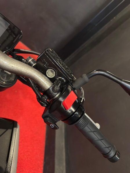 HONDA MOTOS CB 650 F /2021 EXCLUSIVO VEÍCULOS SANTA CRUZ DO SUL / Carros no Vale