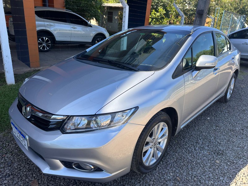 HONDA CIVIC LXR 2014/2014 MENEGHINI VEÍCULOS ARROIO DO MEIO / Carros no Vale