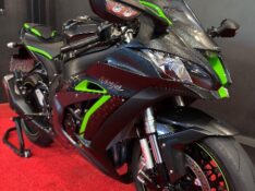 KAWASAKI ZX 10 R NINJA /2020 EXCLUSIVO VEÍCULOS SANTA CRUZ DO SUL / Carros no Vale