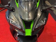 KAWASAKI ZX 10 R NINJA /2020 EXCLUSIVO VEÍCULOS SANTA CRUZ DO SUL / Carros no Vale
