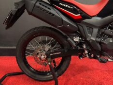 HONDA MOTOS XRE 300 /2025 EXCLUSIVO VEÍCULOS SANTA CRUZ DO SUL / Carros no Vale