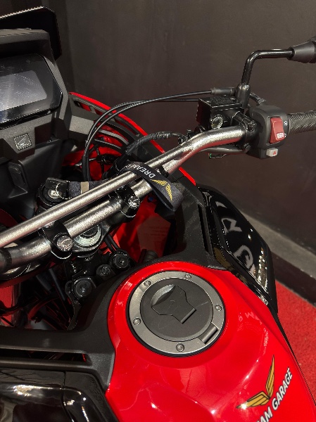 HONDA MOTOS XRE 300 /2025 EXCLUSIVO VEÍCULOS SANTA CRUZ DO SUL / Carros no Vale