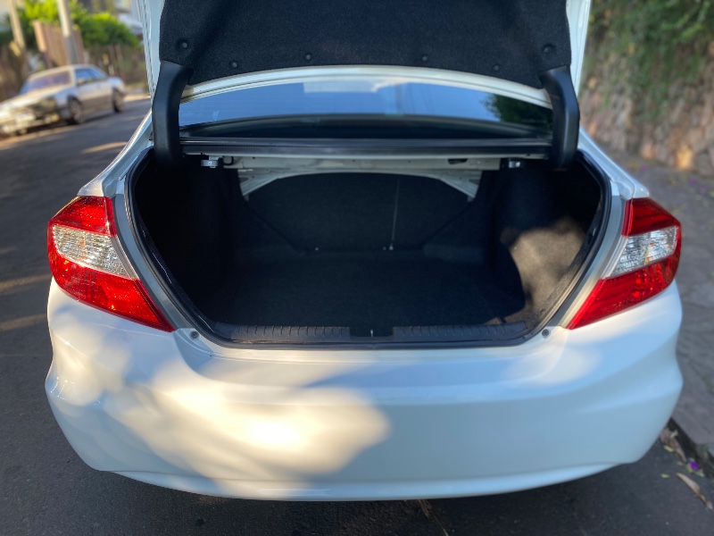 HONDA CIVIC LXR 2.0 FLEXONE 16V 2015/2016 ESTAÇÃO DO CARRO ESTRELA / Carros no Vale