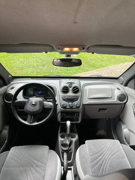 CHEVROLET AGILE 1.4 LTZ 8V 2009/2010 BRS VEÍCULOS BOM RETIRO DO SUL / Carros no Vale