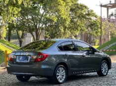 HONDA CIVIC 2.0 LXR 16V 2015/2015 BRS VEÍCULOS BOM RETIRO DO SUL / Carros no Vale