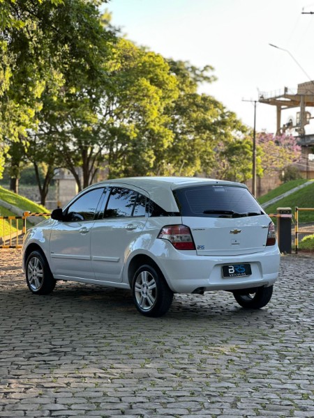 CHEVROLET AGILE 1.4 LTZ 8V 2011/2011 BRS VEÍCULOS BOM RETIRO DO SUL / Carros no Vale