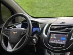 CHEVROLET TRACKER 1.8 LTZ AT 2015/2015 BRS VEÍCULOS BOM RETIRO DO SUL / Carros no Vale