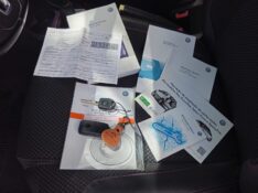 VOLKSWAGEN FOX 1.6 ROCK IN RIO 2013/2014 ALTERNATIVA VEÍCULOS LAJEADO / Carros no Vale