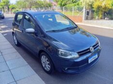 VOLKSWAGEN FOX 1.6 ROCK IN RIO 2013/2014 ALTERNATIVA VEÍCULOS LAJEADO / Carros no Vale