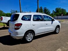 CHEVROLET SPIN 1.8 LTZ 2013/2013 CRUZEIRO MULTIMARCAS CRUZEIRO DO SUL / Carros no Vale