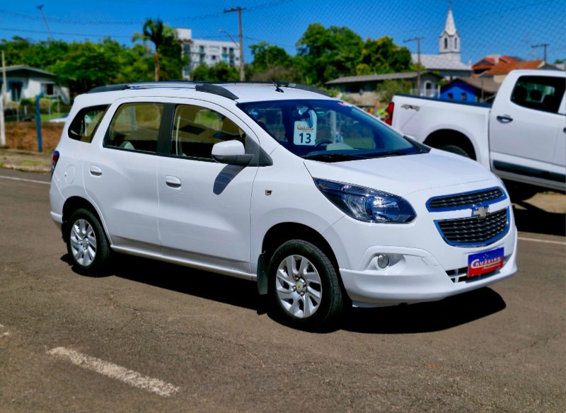 CHEVROLET SPIN 1.8 LTZ 2013/2013 CRUZEIRO MULTIMARCAS CRUZEIRO DO SUL / Carros no Vale