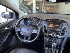 FORD FOCUS SEDAN FASTBACK TITANIUM 2.0 16V 2016 2016/2016 BOSCO AUTOMÓVEIS GUAPORÉ / Carros no Vale