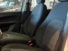 FIAT UNO 1.0 ATTRACTIVE 8V 2020/2021 JM AUTOMÓVEIS VENÂNCIO AIRES / Carros no Vale