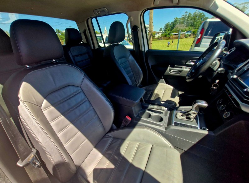 VOLKSWAGEN AMAROK 3.0 HIGHLINE 4X4 V6 2019/2019 CRUZEIRO MULTIMARCAS CRUZEIRO DO SUL / Carros no Vale