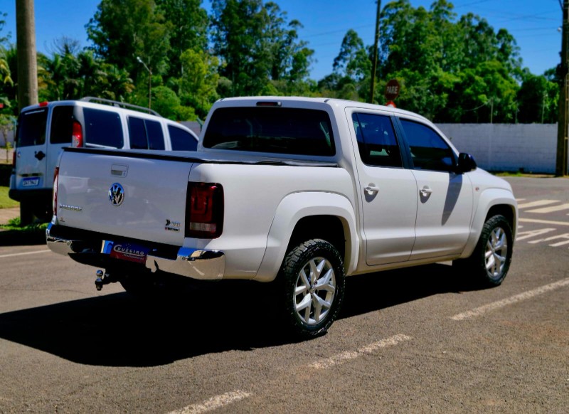 VOLKSWAGEN AMAROK 3.0 HIGHLINE 4X4 V6 2019/2019 CRUZEIRO MULTIMARCAS CRUZEIRO DO SUL / Carros no Vale
