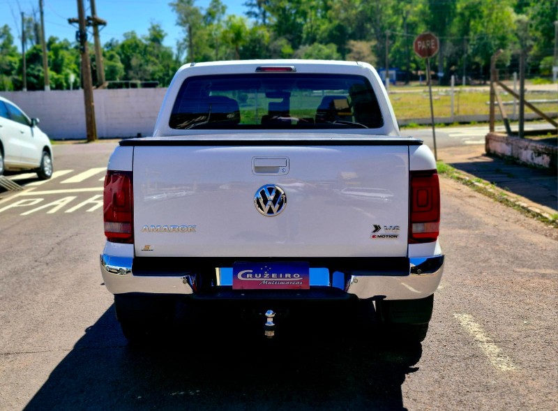 VOLKSWAGEN AMAROK 3.0 HIGHLINE 4X4 V6 2019/2019 CRUZEIRO MULTIMARCAS CRUZEIRO DO SUL / Carros no Vale