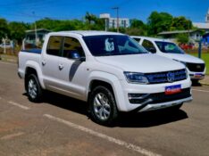 VOLKSWAGEN AMAROK 3.0 HIGHLINE 4X4 V6 2019/2019 CRUZEIRO MULTIMARCAS CRUZEIRO DO SUL / Carros no Vale