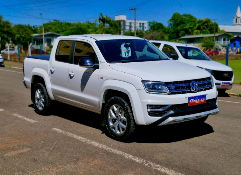 VOLKSWAGEN AMAROK 3.0 HIGHLINE 4X4 V6 2019/2019 CRUZEIRO MULTIMARCAS CRUZEIRO DO SUL / Carros no Vale