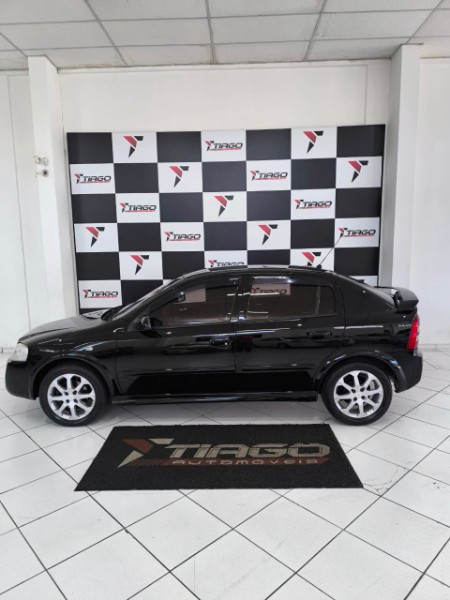 CHEVROLET ASTRA ADVANTAGE 2.0 MPFI 8V FLEXPOWER 5P 2011/2011 TIAGO AUTOMÓVEIS VENÂNCIO AIRES / Carros no Vale