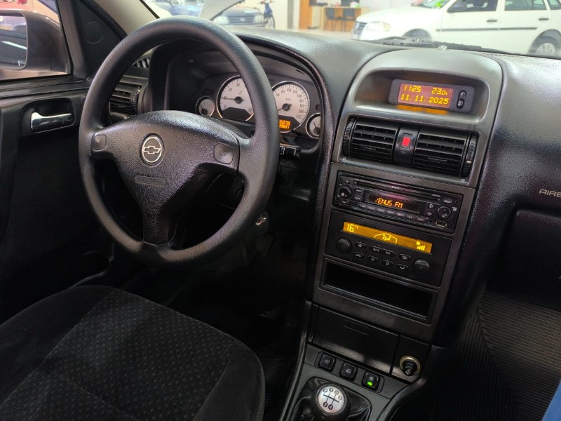 CHEVROLET ASTRA ADVANTAGE 2.0 MPFI 8V FLEXPOWER 5P 2011/2011 TIAGO AUTOMÓVEIS VENÂNCIO AIRES / Carros no Vale