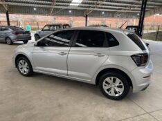 VOLKSWAGEN POLO MA 2022/2023 LAVENDA VEÍCULOS ARROIO DO MEIO / Carros no Vale