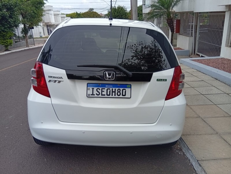 HONDA FIT 1.5 EX 2011/2012 ALTERNATIVA VEÍCULOS LAJEADO / Carros no Vale