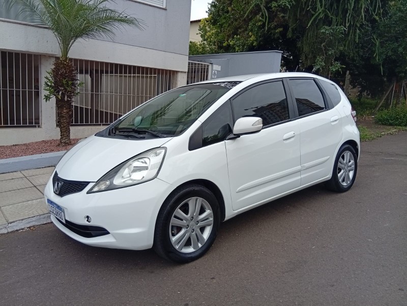 HONDA FIT 1.5 EX 2011/2012 ALTERNATIVA VEÍCULOS LAJEADO / Carros no Vale