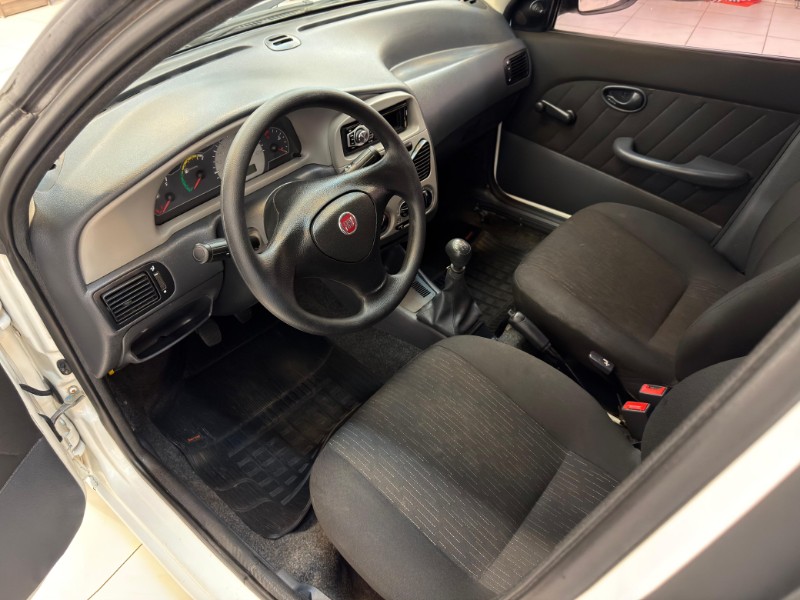 FIAT PALIO 1.0 FIRE ECONOMY 8V 2014/2014 LUCAS AUTOMÓVEIS BOM RETIRO DO SUL / Carros no Vale