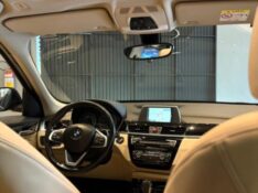BMW X1 2.0 16V TURBO ACTIVEFLEX SDRIVE20I 2017/2018 JM AUTOMÓVEIS VENÂNCIO AIRES / Carros no Vale