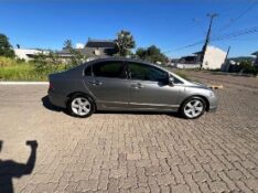 HONDA CIVIC 1.8 LXS 16V FLEX 4P MANUAL 2008/2008 ELY AUTOMÓVEIS LAJEADO / Carros no Vale