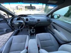 HONDA CIVIC 1.8 LXS 16V FLEX 4P MANUAL 2008/2008 ELY AUTOMÓVEIS LAJEADO / Carros no Vale
