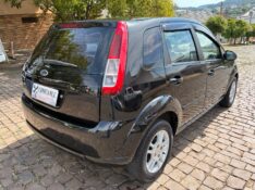 FORD FIESTA SE 1.0 8V FLEX 5P 2009/2009 COMPLETO VEÍCULOS GUAPORÉ / Carros no Vale