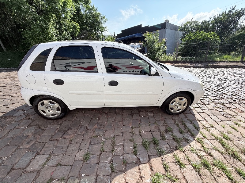 CHEVROLET CORSA HATCH MAX 1.4 2012/2012 ELY AUTOMÓVEIS LAJEADO / Carros no Vale