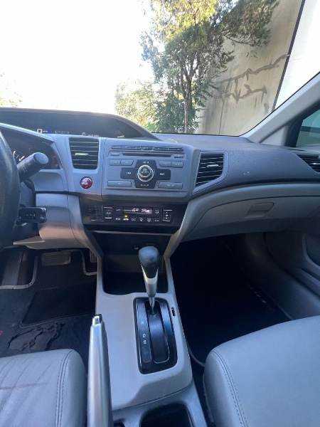 HONDA CIVIC 2.0 LXR 16V FLEX 4P AUTOMÁTICO 2014/2014 ELY AUTOMÓVEIS LAJEADO / Carros no Vale