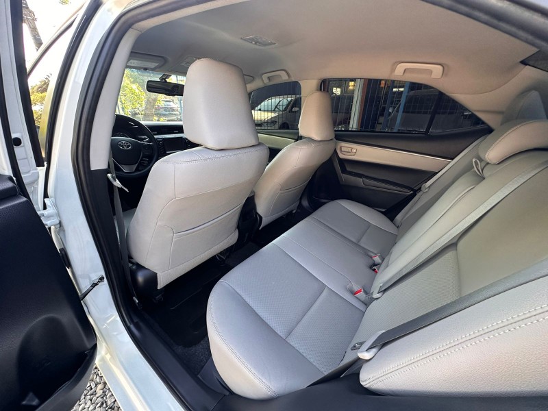 TOYOTA COROLLA XEI 2.0 /2017 MENEGHINI VEÍCULOS ARROIO DO MEIO / Carros no Vale TOYOTA COROLLA XEI 2.0 /2017 MENEGHINI VEÍCULOS ARROIO DO MEIO / Carros no Vale