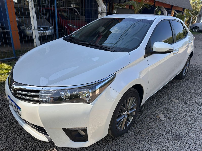 TOYOTA COROLLA XEI 2.0 /2017 MENEGHINI VEÍCULOS ARROIO DO MEIO / Carros no Vale TOYOTA COROLLA XEI 2.0 /2017 MENEGHINI VEÍCULOS ARROIO DO MEIO / Carros no Vale