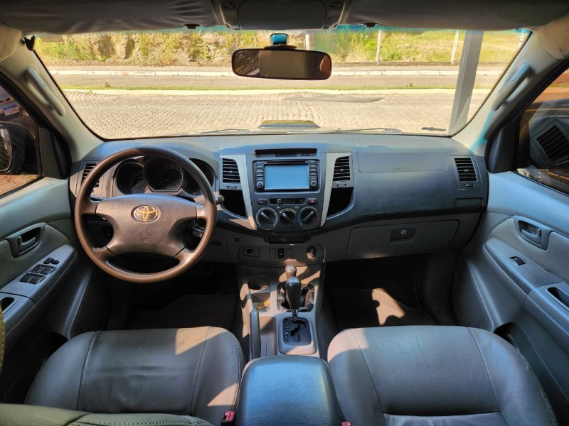 TOYOTA HILUX SRV 3.0 4X4 2006/2006 TS VEÍCULOS ANTA GORDA / Carros no Vale TOYOTA HILUX SRV 3.0 4X4 2006/2006 TS VEÍCULOS ANTA GORDA / Carros no Vale